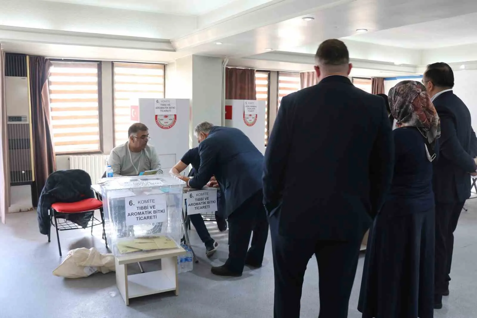 Denizli Ticaret Borsasında tarihi seçim: 21 yıllık başkan meclis dışında kaldı