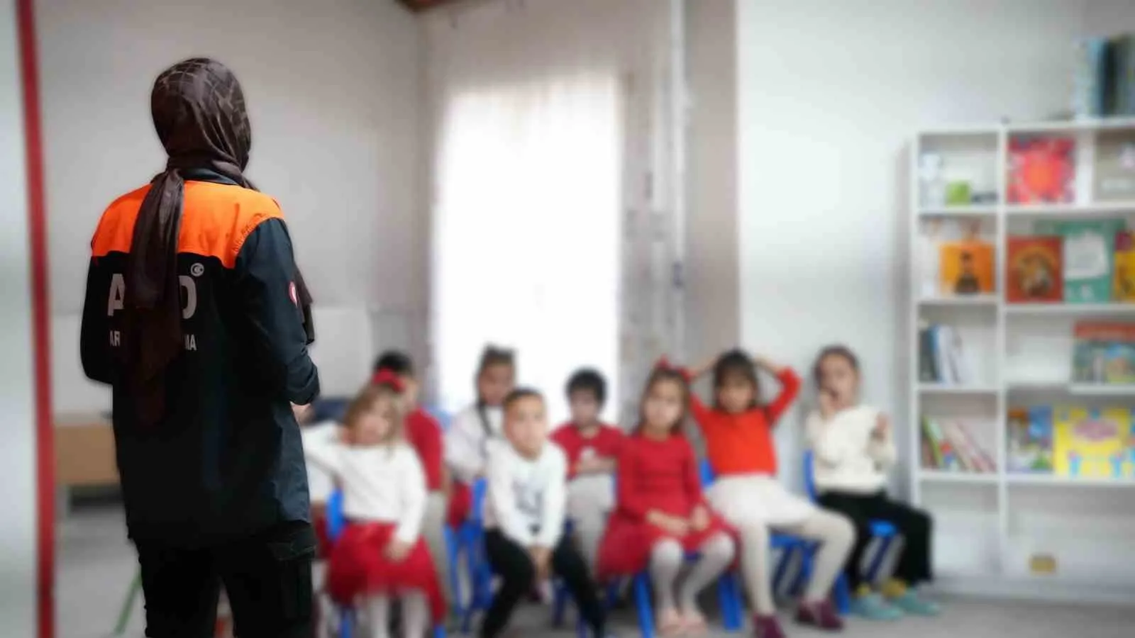 Minikler afetlere karşı hazır: Bolvadin’de hayat kurtaran tatbikat
