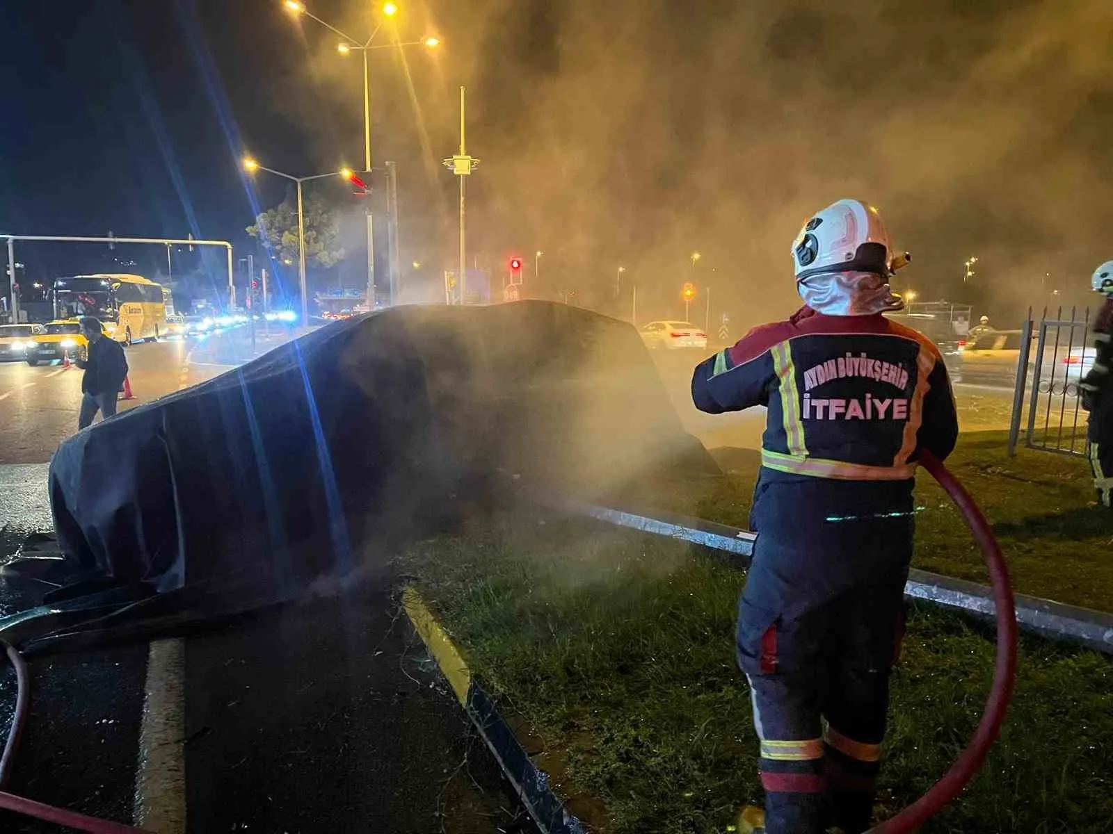 Aydın itfaiyesinden teknolojik savunma: Elektrikli araç yangınlarına özel müdahale