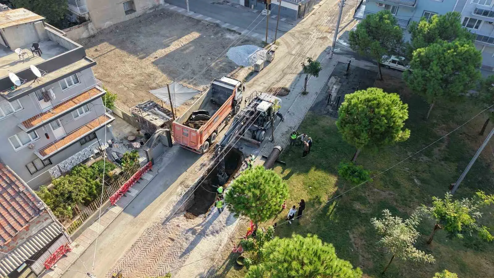 Manisa'da 40 yıllık altyapı çilesine son dokunuş: Yağmur artık korkulu rüya olmayacak