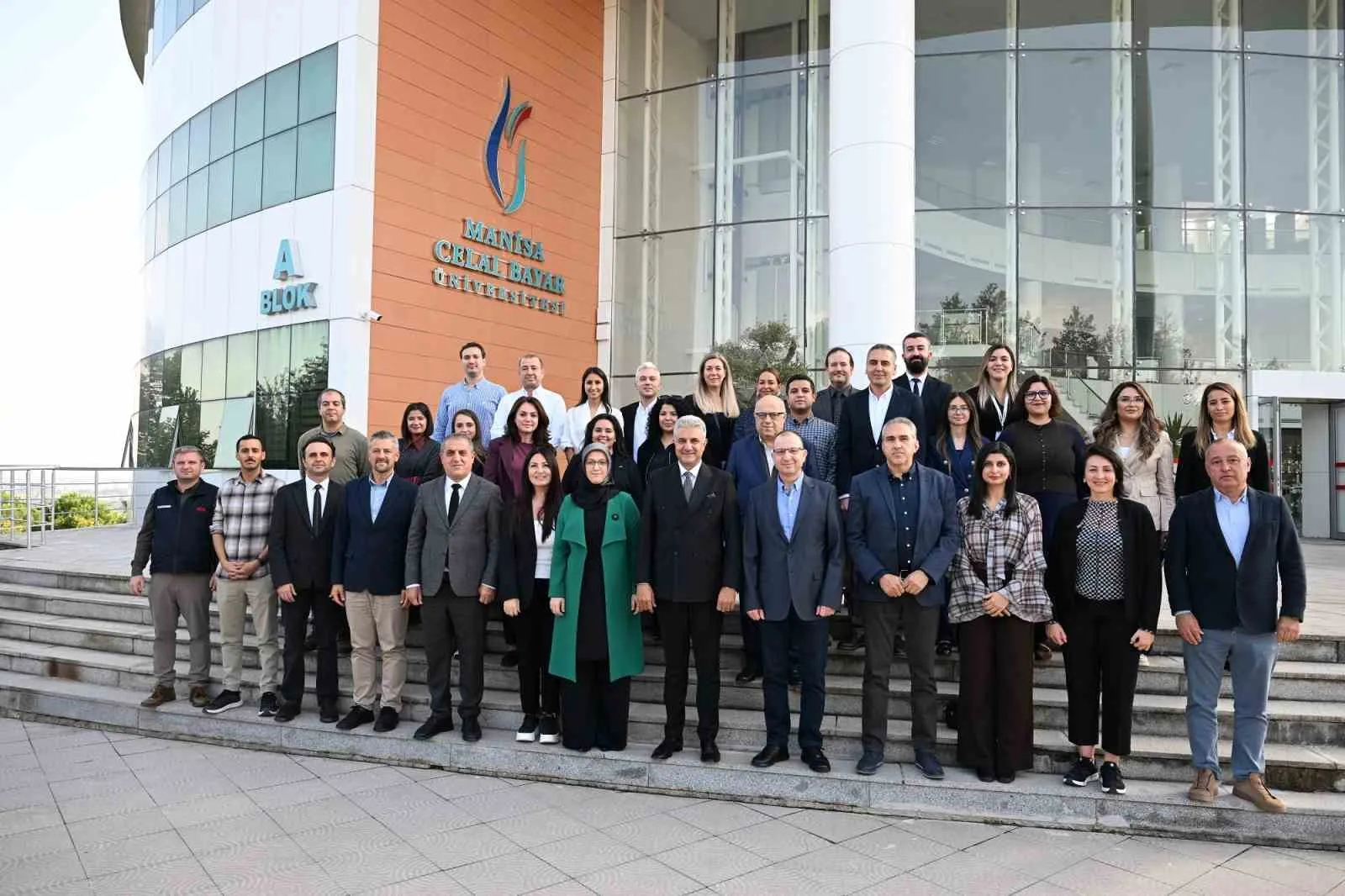 Geleceğin mühendisleri yeşil fabrikalarda yetişecek: 250 bin avroluk dev hamle