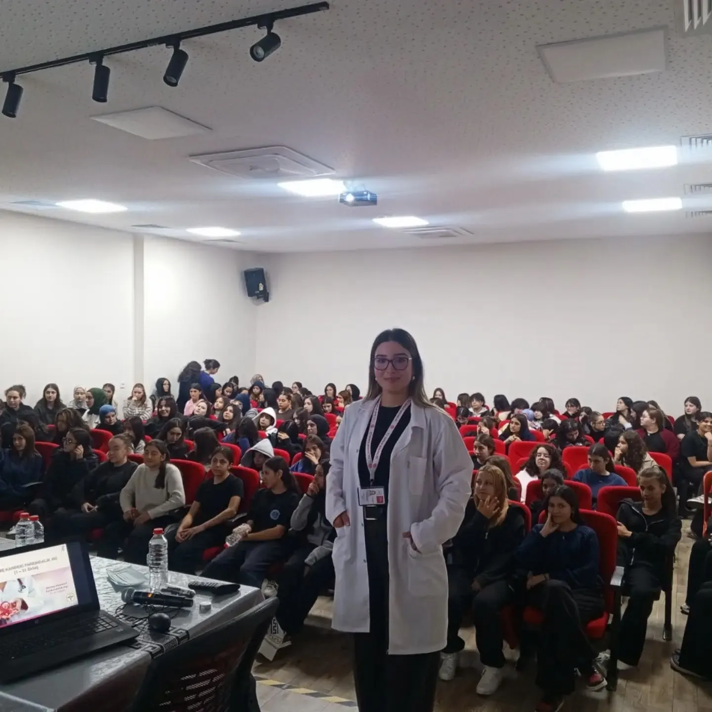 Nazilli'de sağlık seferberliği: Gençlere kanserle mücadele eğitimi