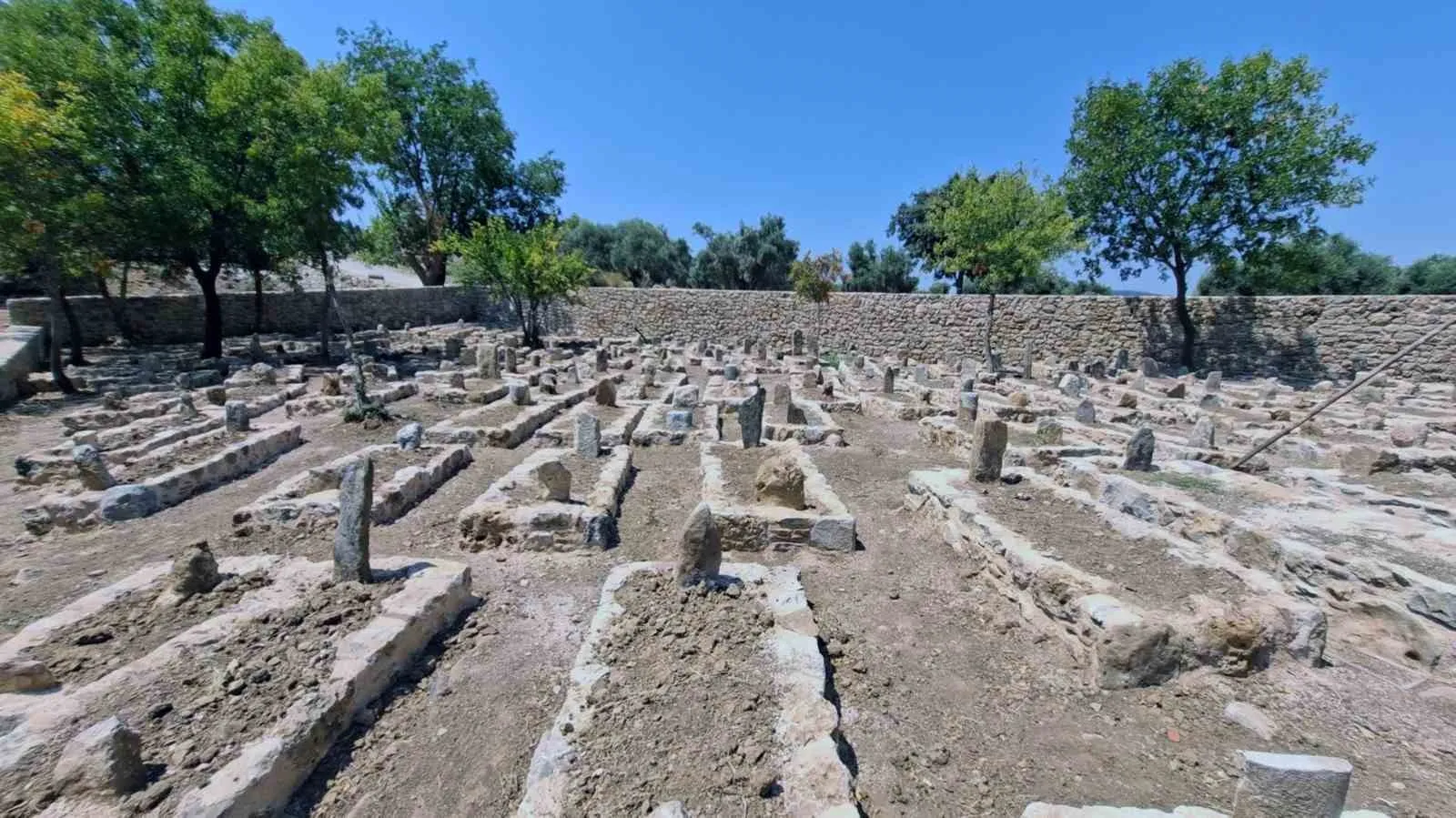 Orta Çağ'ın izleri ayağa kaldırılıyor: Beçin Kalesi'nde hummalı çalışma