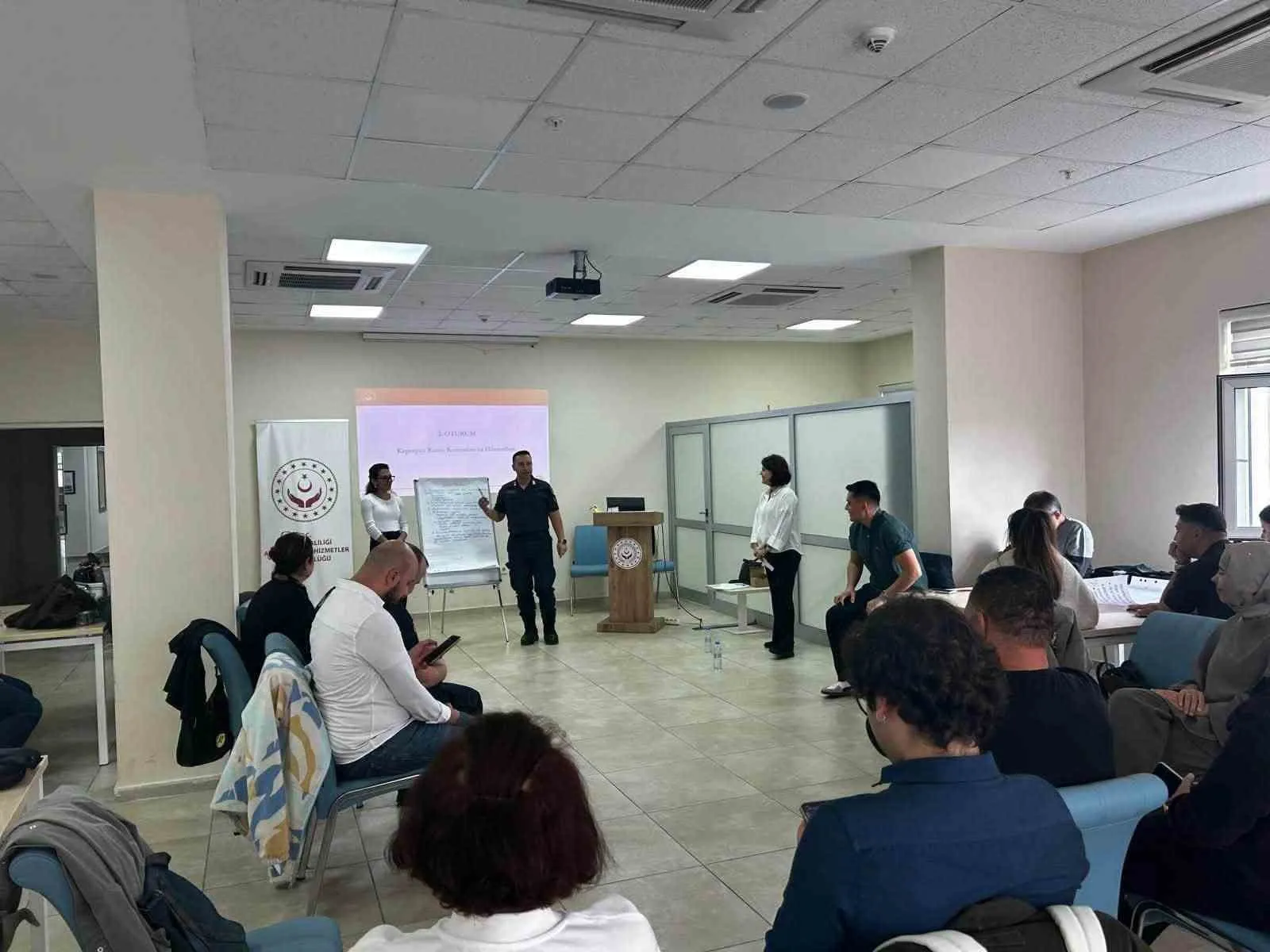 Muğla'da hizmet anlayışı değişiyor: Kamu personeline kapsayıcı yaklaşım eğitimi