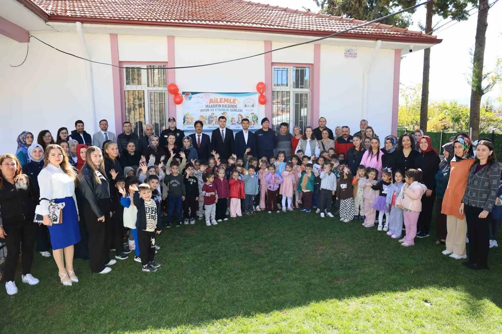 Dijital molaya neşeli mola: Çameli’de çocuklar ve aileler geleneksel oyunlarda buluştu