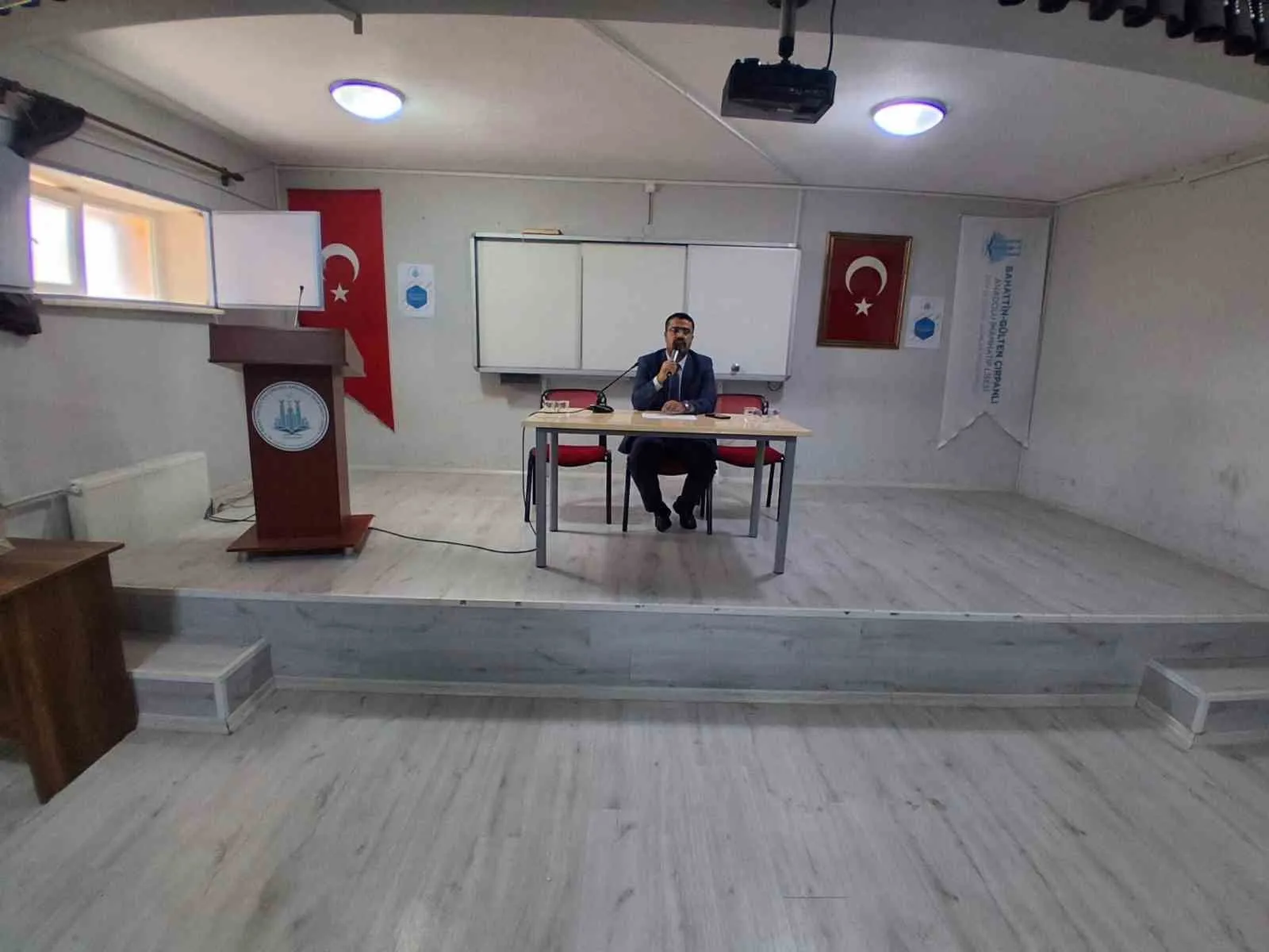 Bozdoğan'da geleceğin din görevlilerine camilerin sosyal gücü anlatıldı