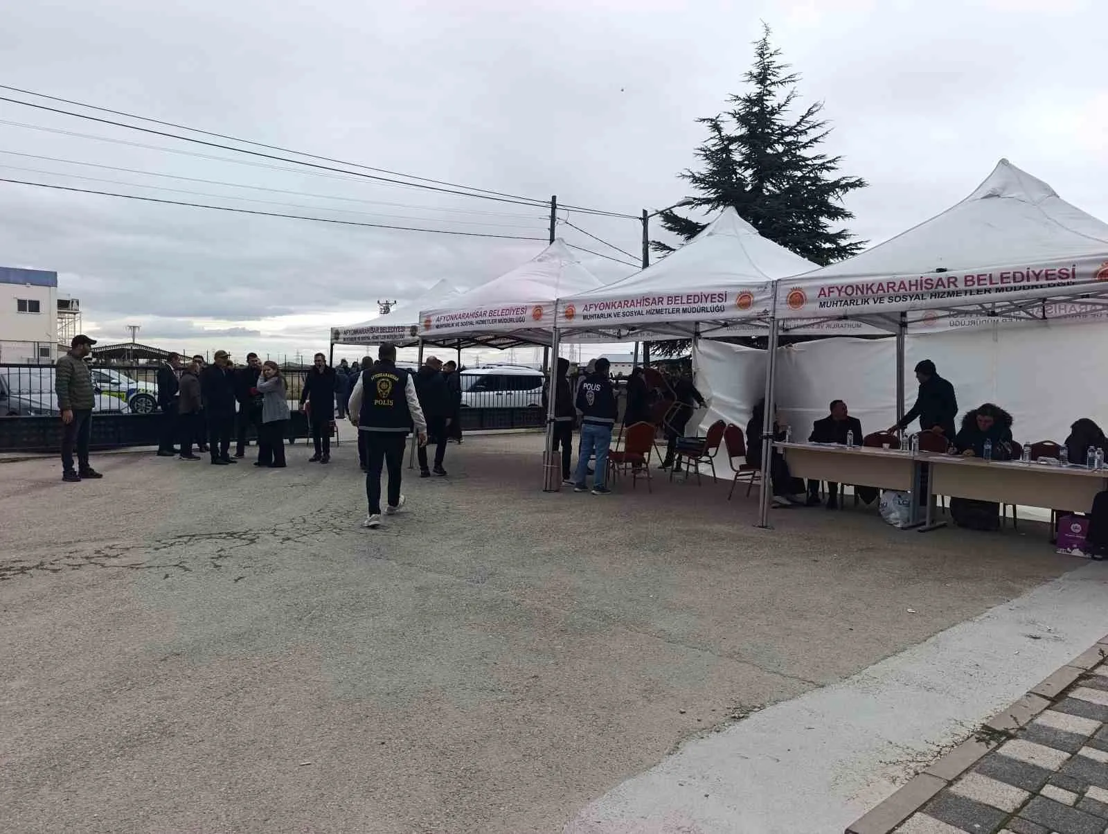 Afyonkarahisar Ticaret Borsası’nda sandık mesaisi: İki adaylı seçimde nefesler tutuldu