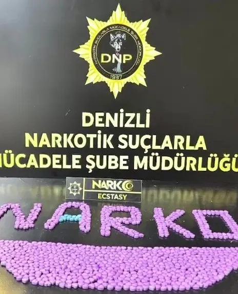 Zehir tacirlerinin motor hilesi polise sökmedi: 971 hapla yakalandılar