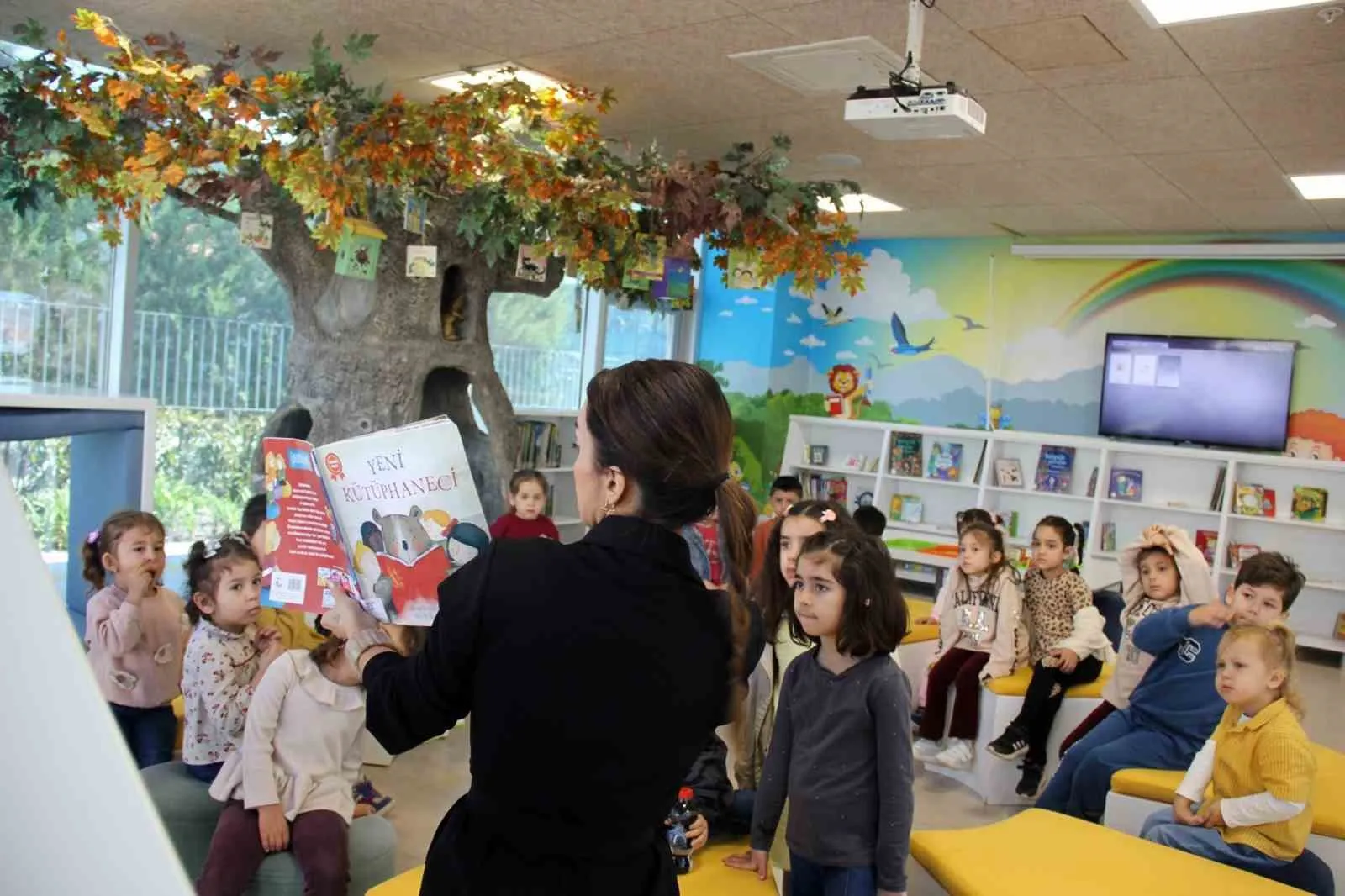 Muğla’da okuma tutkusu bu merkezde buluşuyor: 40 bin eserlik dev arşiv