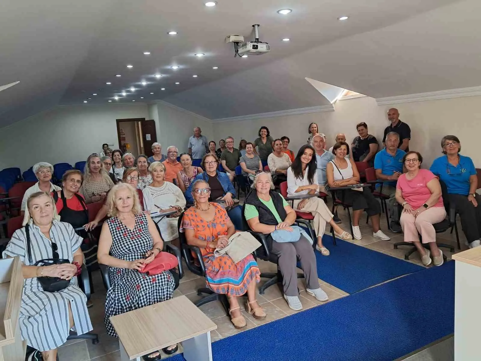 Köyceğiz’de yaşam boyu öğrenme tutkusu: Tazelenme Üniversitesi kapılarını açtı