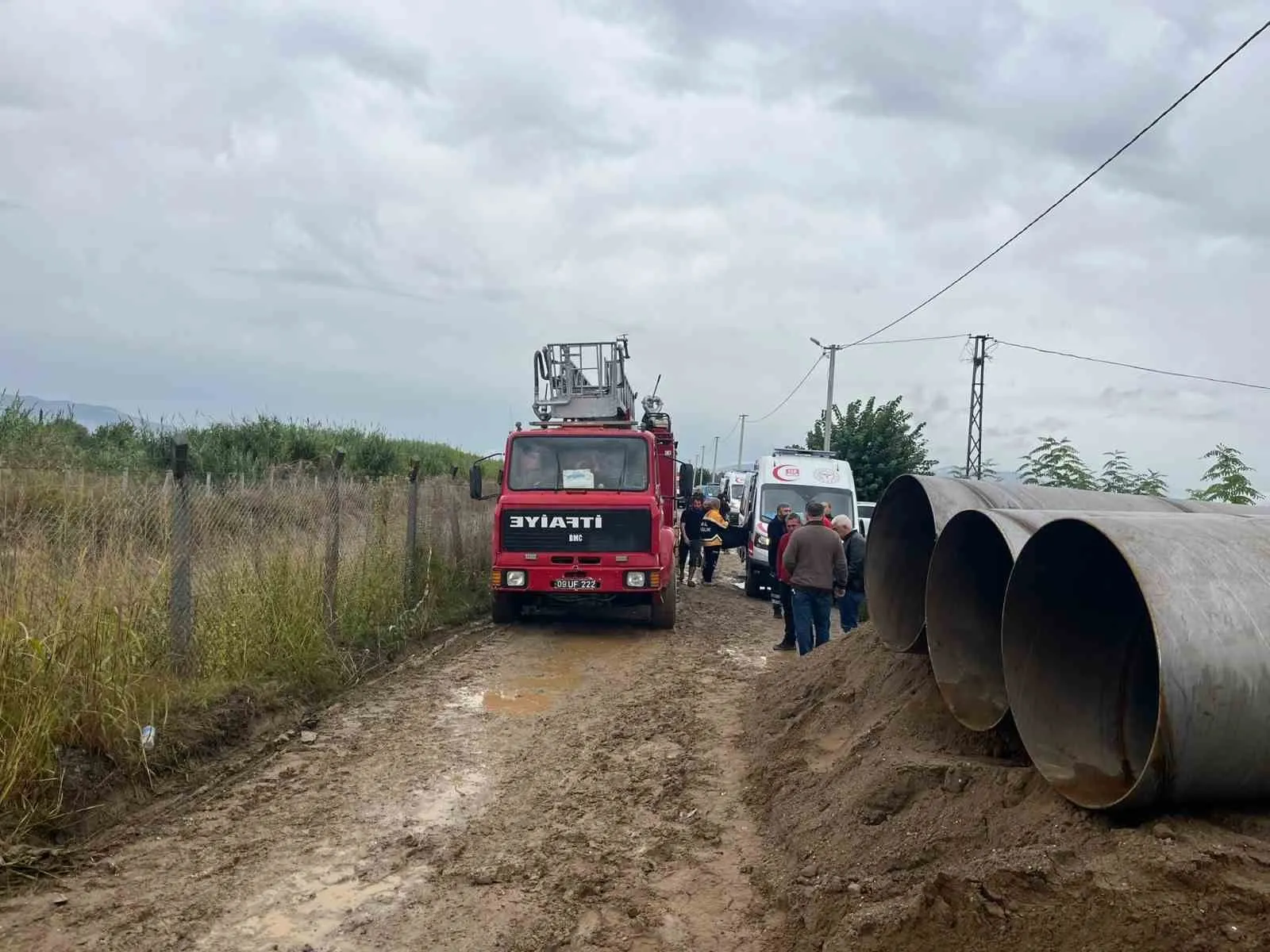 Aydın'da altyapı çalışması kabusa döndü: Göçük altında kalan işçi yaşamını yitirdi