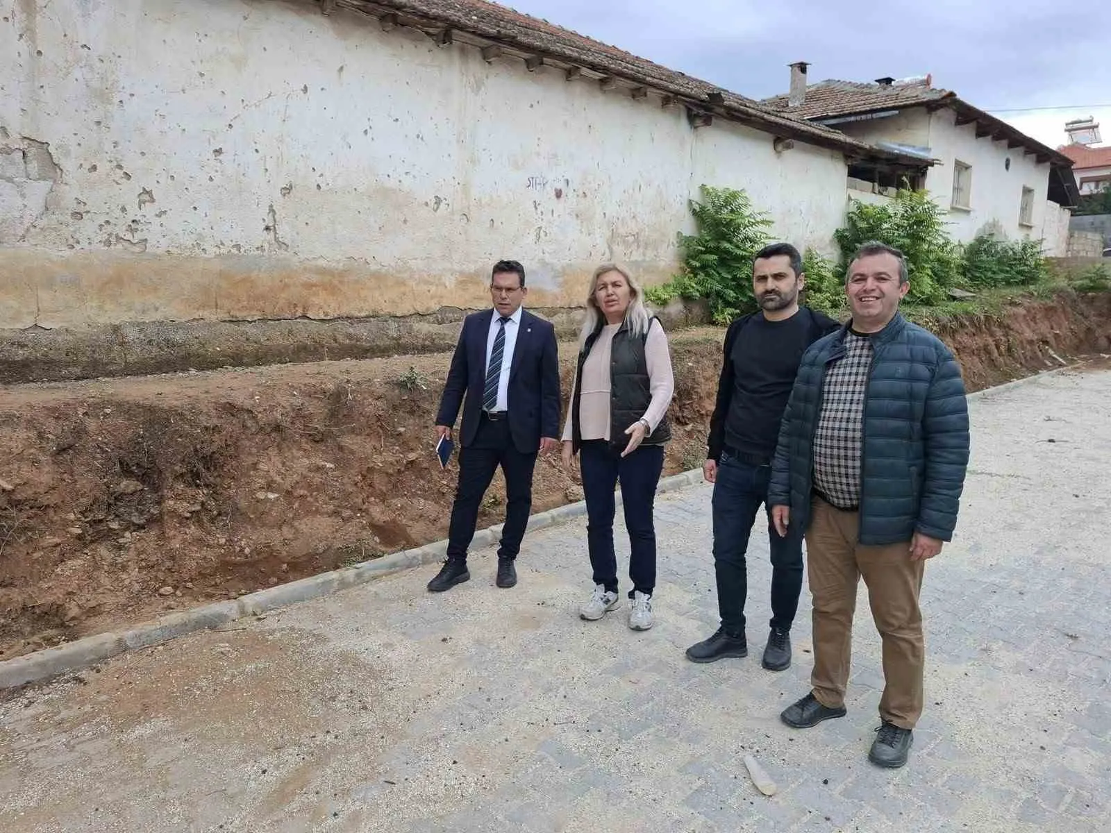 Sarıgöl'de eğitim yuvaları yenileniyor: Okullarda kapsamlı bakım dönemi