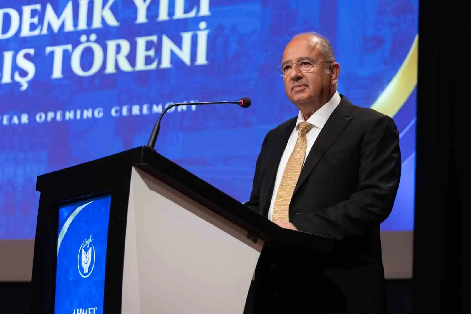 Yaşar Üniversitesi'nde vizyoner açılış: Uzay teknolojilerinden yeşil kampüs devrimine