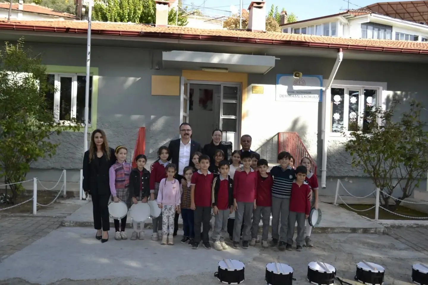 Sultanhisar'da egitim mesaisi: Kaymakam Ateş'ten okul ziyareti