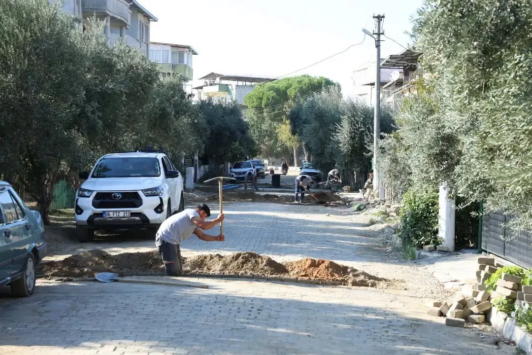 İncirliova'da dev altyapı hamlesi: Sandıklı Mahallesi modernleşiyor