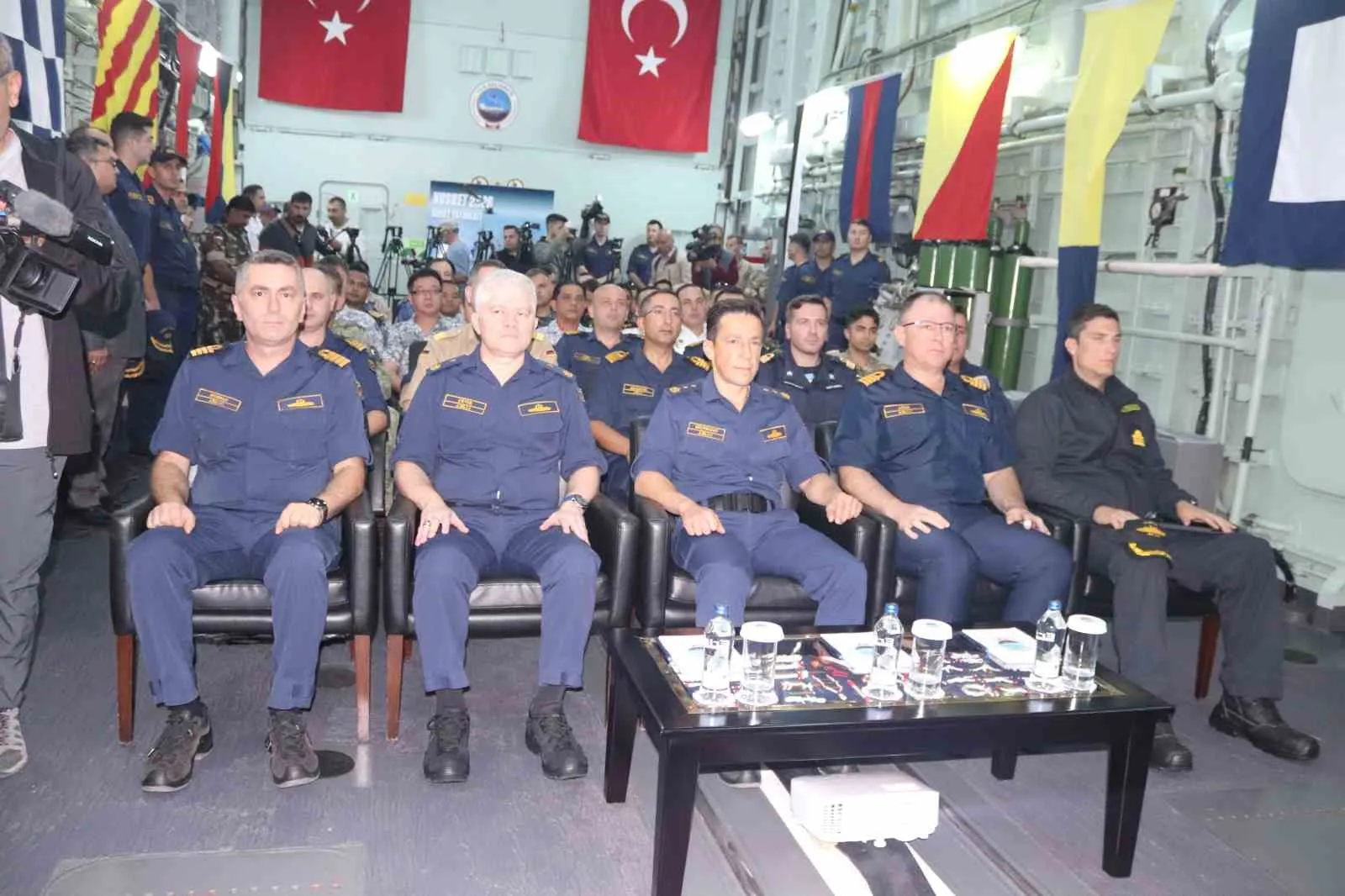 Denizlerde mayın avı başladı: 24 ülkeden dev güç birleşti