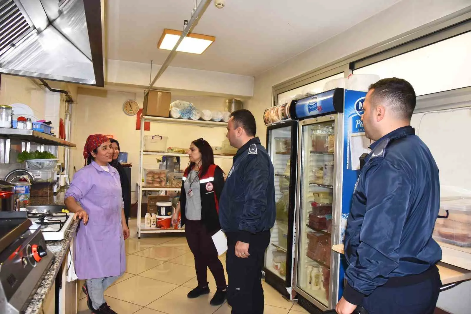 Menemen'de kantin denetimlerinde tam not: Öğrenci sağlığı için taviz yok