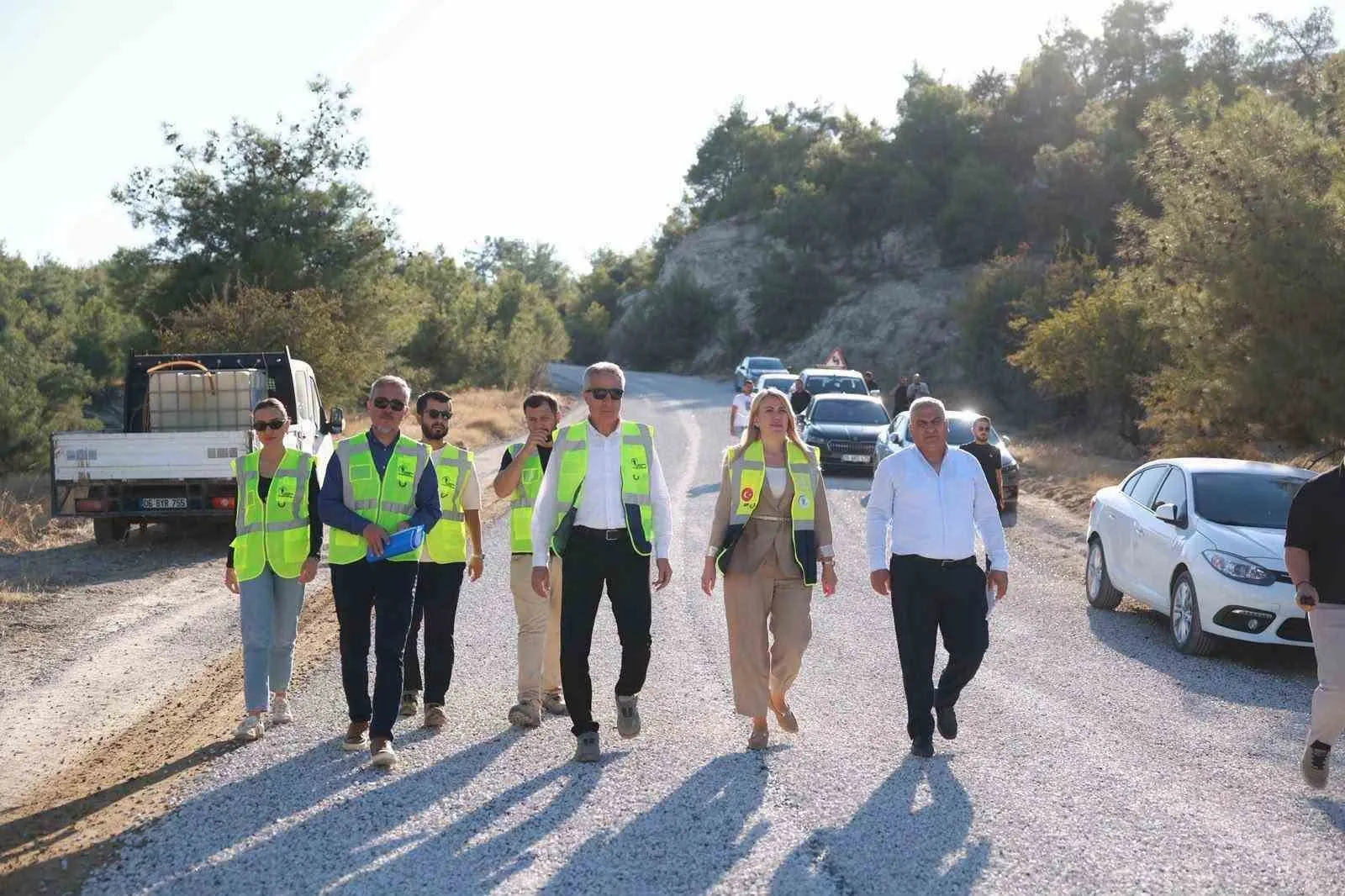 Merkezefendi'de ulaşım ağı yenileniyor: 7,5 kilometrelik güzergahta asfalt mesaisi tamamlandı