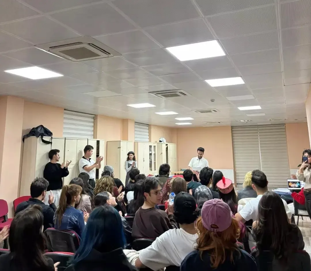 Kaleminden sahneye: Muğlalı gençler kendi hikayelerini başrol yaptı