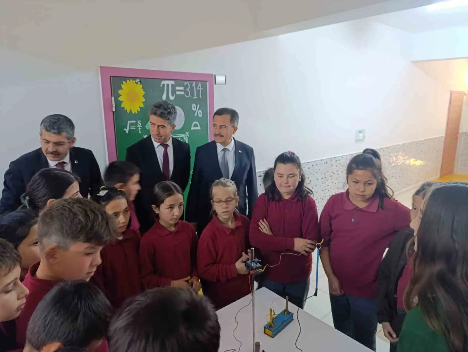 Geleceğin mucitleri Dişli’de buluştu: Bilim projeleri tam not aldı