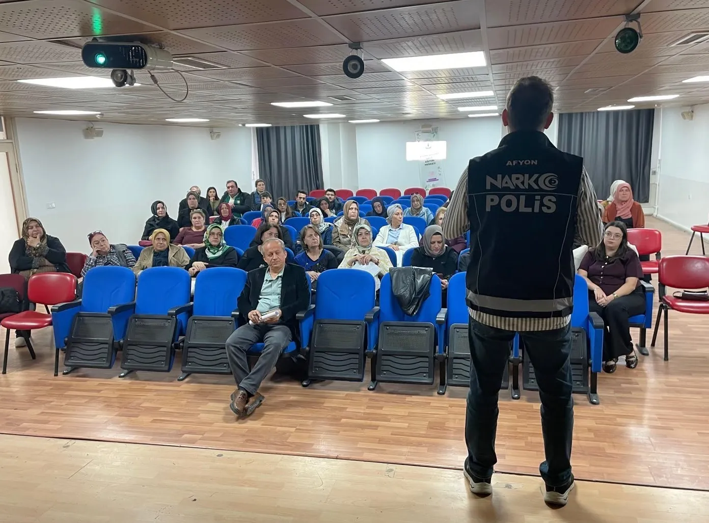 Gençleri koruma kalkanı annelerden başlıyor: Afyonkarahisar’da kritik eğitim