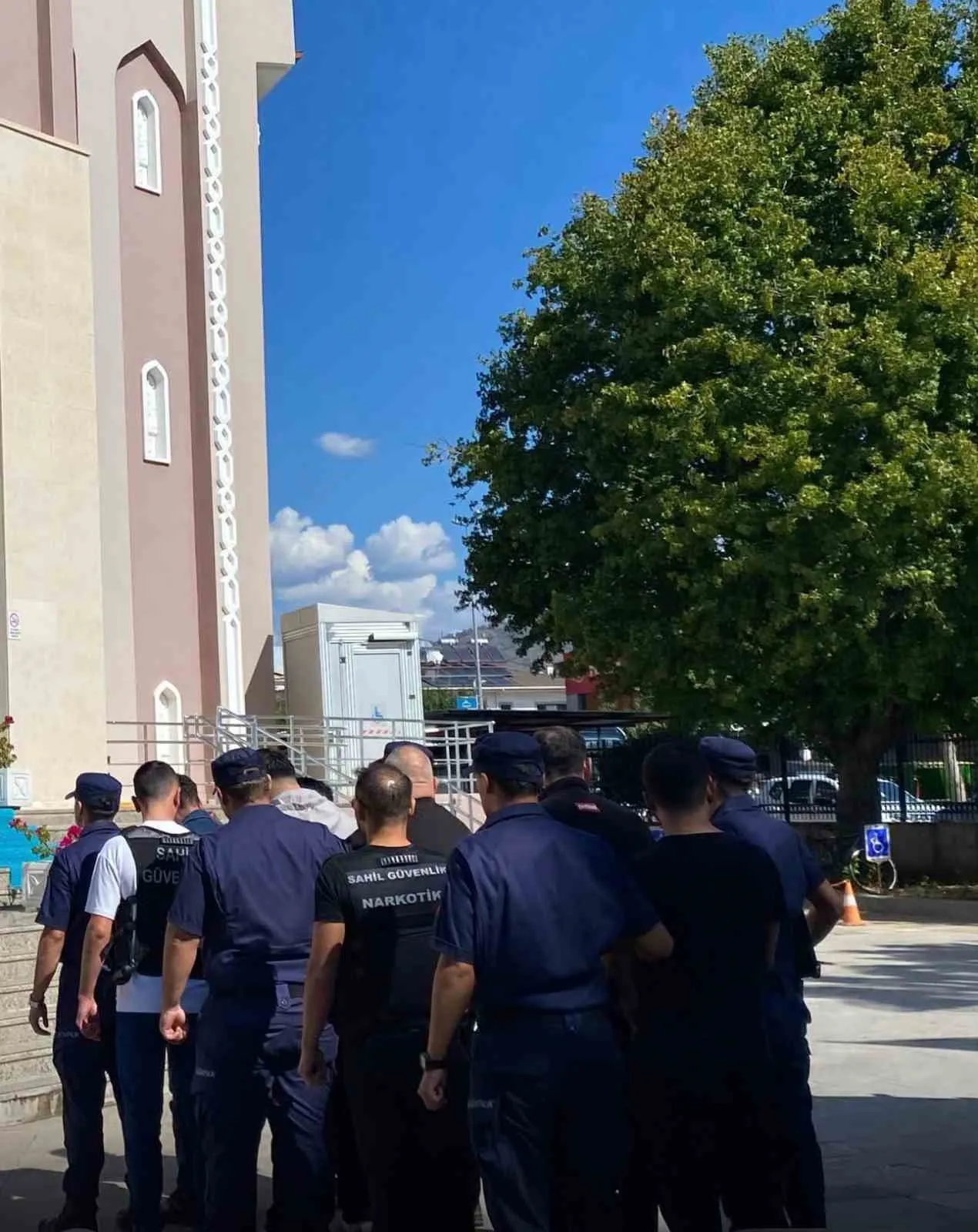 Fethiye sularında gece operasyonu: Kaçakçılık şebekesine ağır darbe