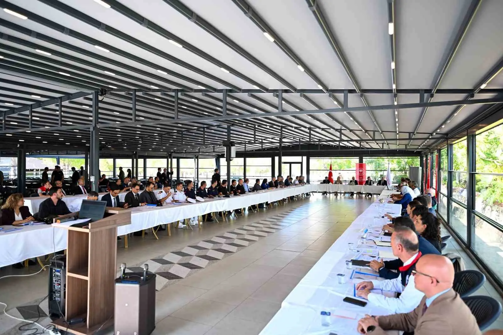 Aydın’ın denizlerdeki gücü masaya yatırıldı: Hedef üretimde zirveye ortak olmak