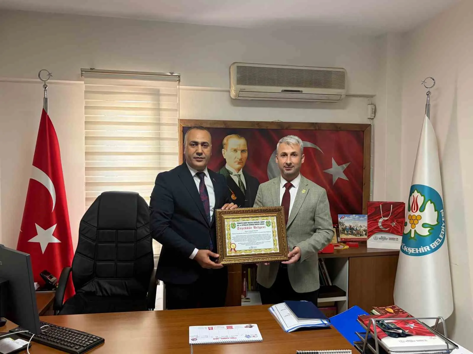 Manisa'da şehit yakınları ve gazilerden belediyeye anlamlı teşekkür