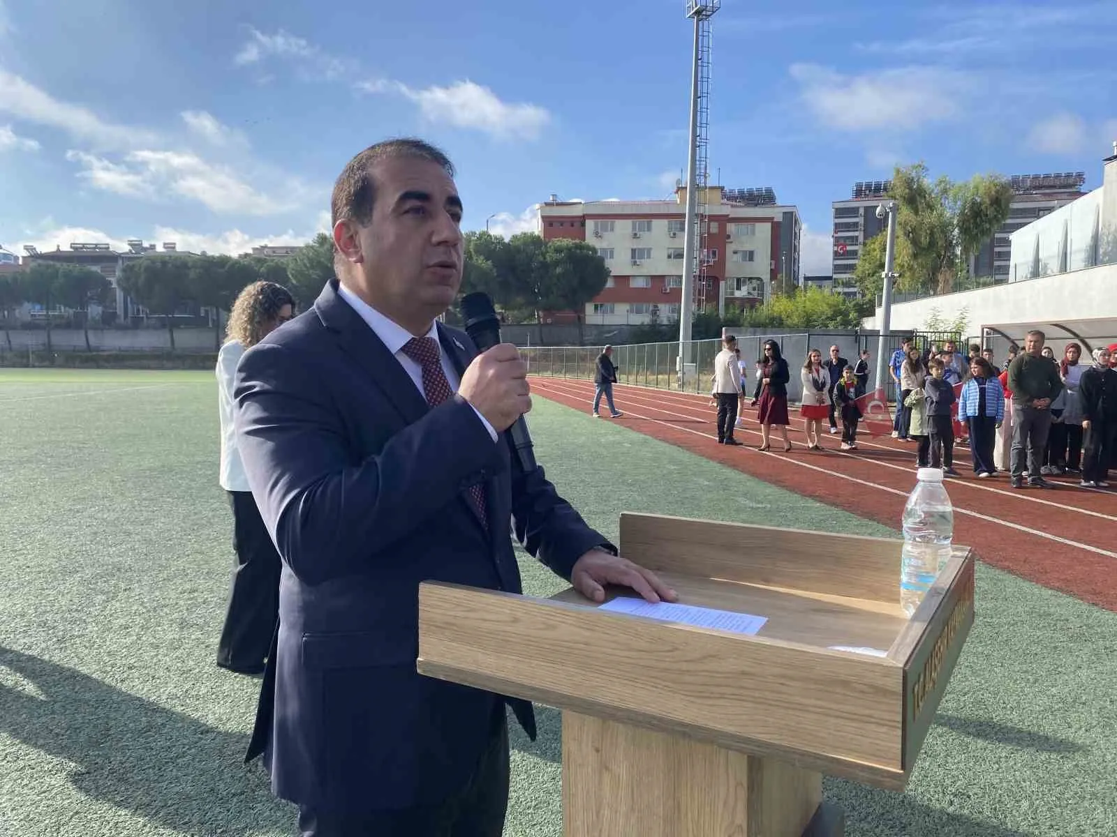 Alaşehir semalarında şampiyonluk rüzgarı: Cumhuriyet coşkusu gökyüzüne taşındı