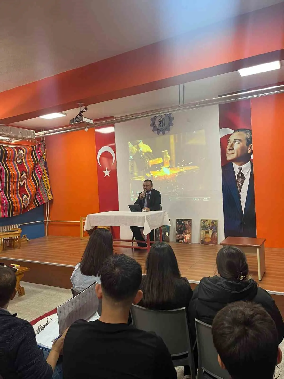 Gençler cami kültürünü yakından tanıdı: Muğla’da anlamlı buluşma