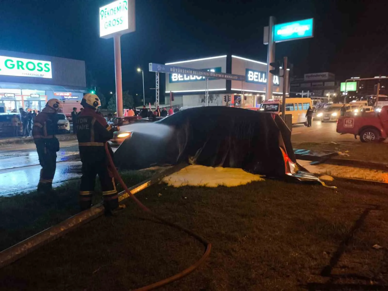 Aydın’da trafik kazası sonrası elektrikli araçta yangın paniği