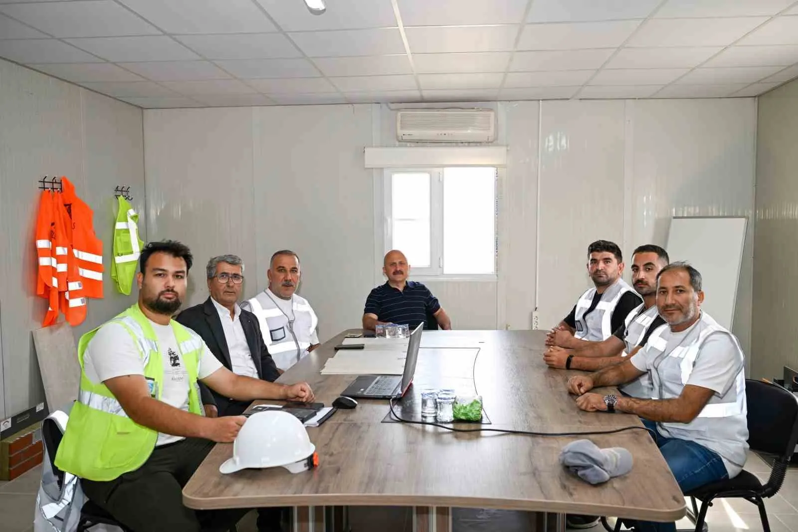 Aydın’da sporun yeni merkezi için geri sayım: Vali Varol şantiyeyi denetledi