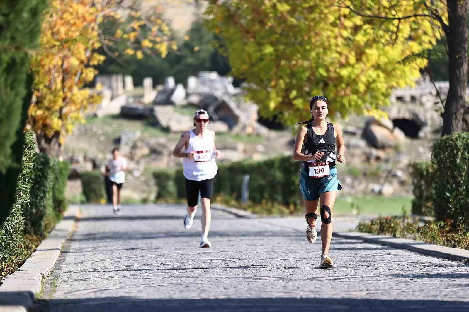Pamukkale’de Adımlar Cumhuriyet İçin Atılacak: Lykos Maratonu’nda Büyük Buluşma