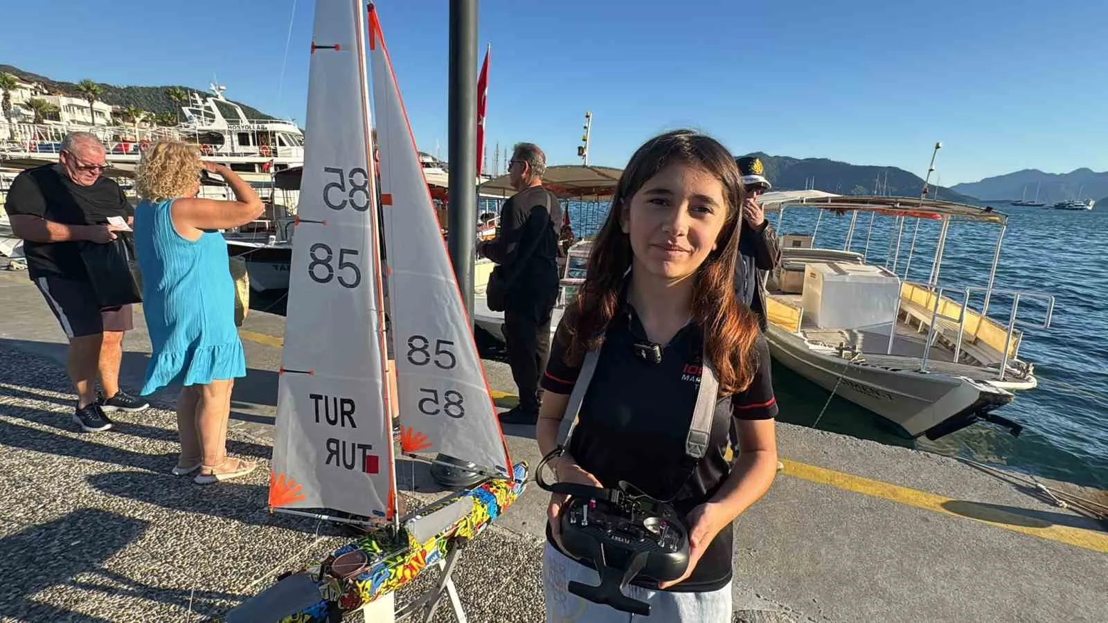 Marmarisli 11 yaşındaki Şana, rüzgarın hakimi oldu: Türkiye şampiyonluğunu kaptı