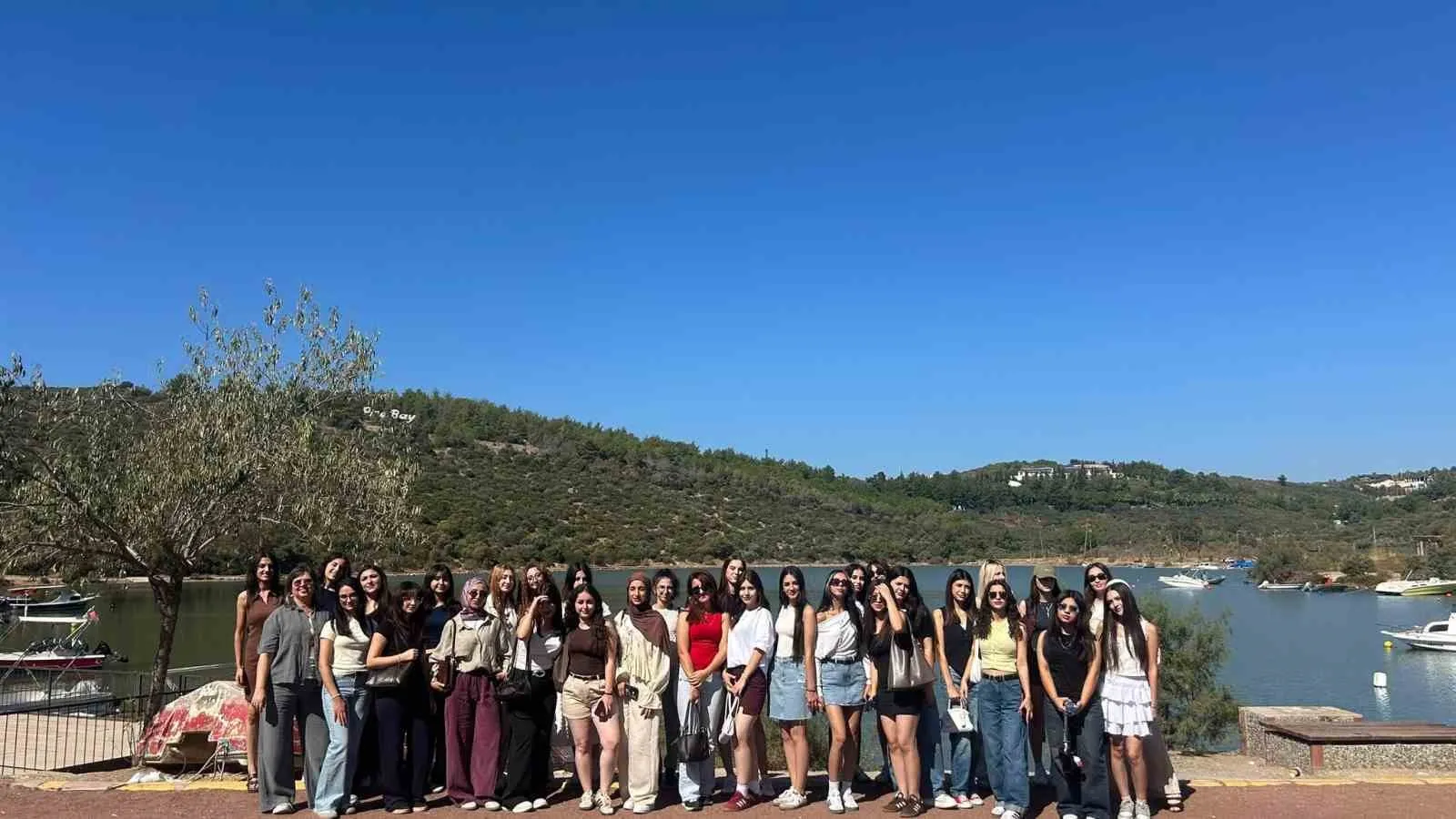 Üniversiteliler Aydın’ın saklı hazinelerini keşfe çıktı: Hem öğrendiler hem eğlendiler