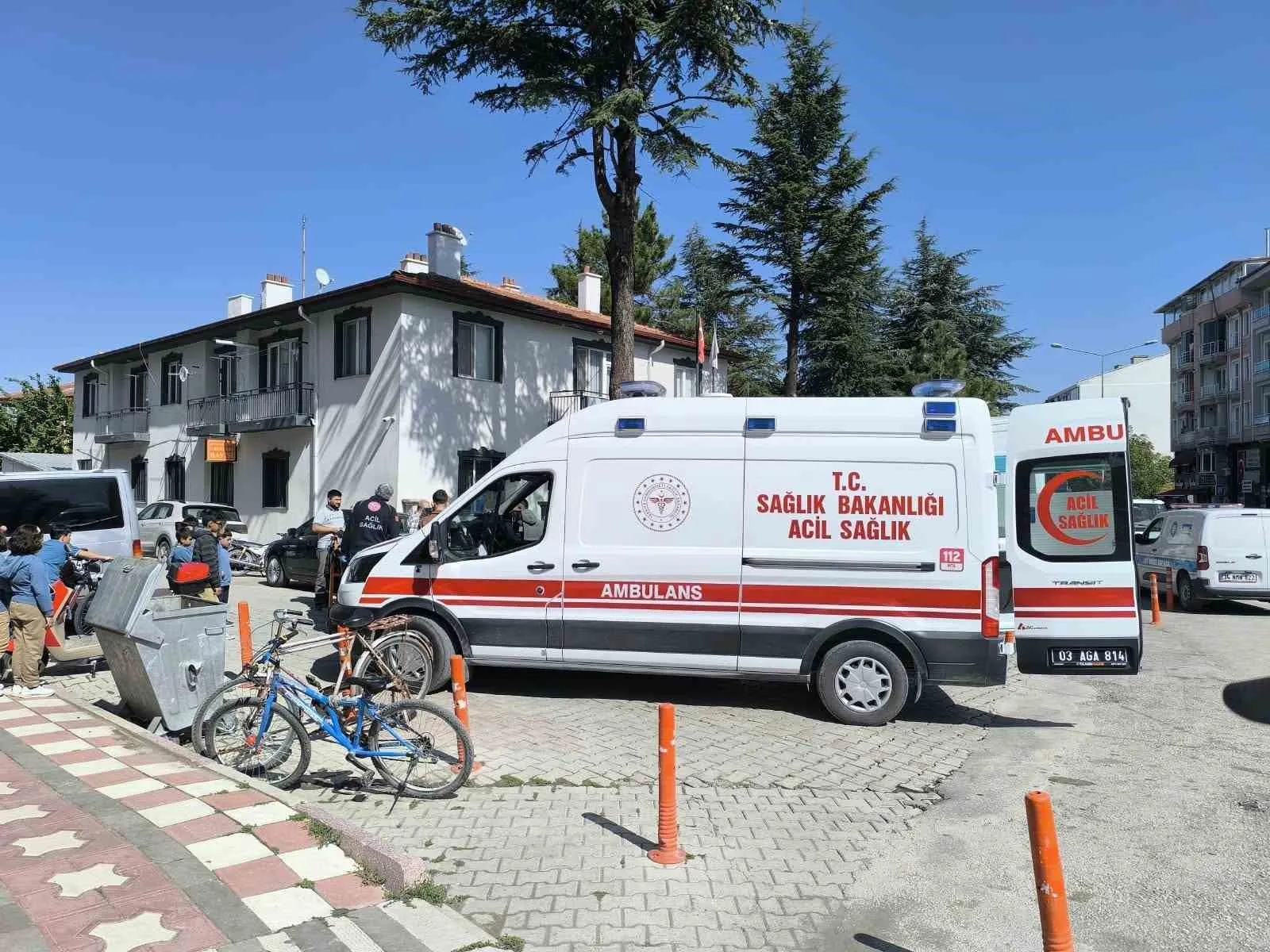 Şuhut'ta motosiklet kazası: Sürücü direksiyon hakimiyetini kaybetti