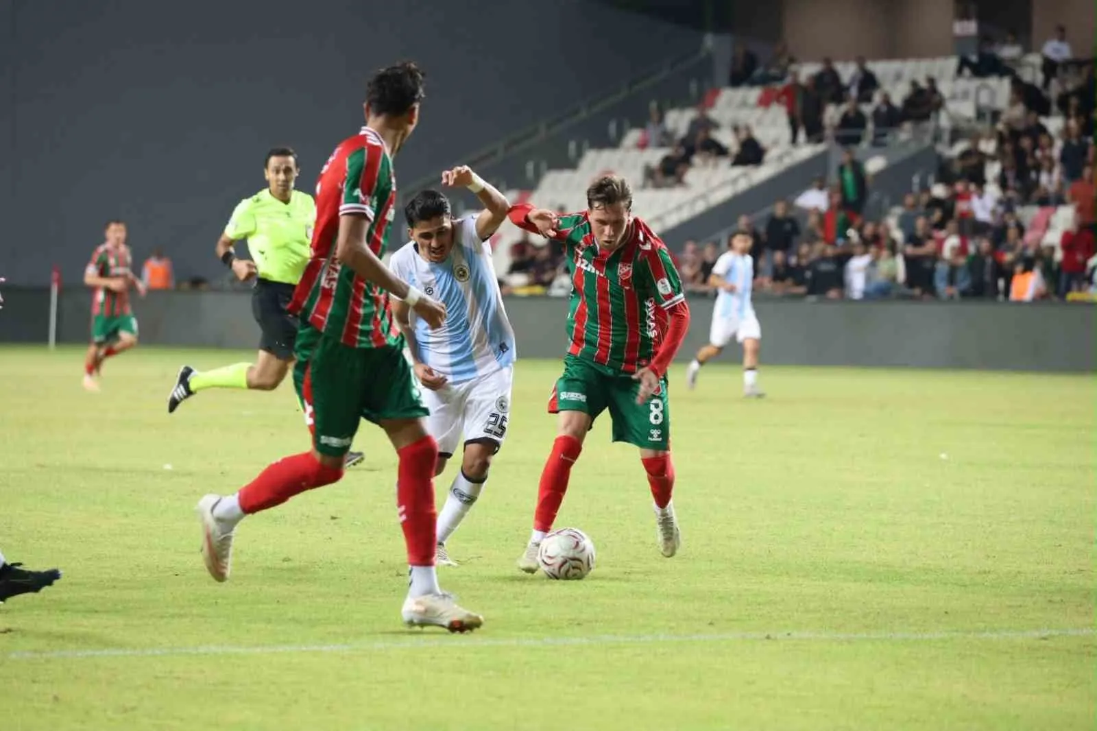Alsancak'ta Karşıyaka'nın zafer sevinci: Eskişehir Anadolu engelini tek golle aştılar