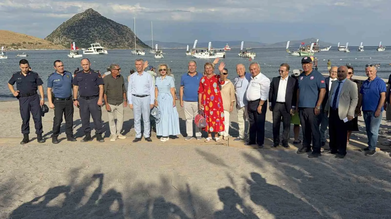 Bodrum’da deniz şöleni: 6 bin yavru balık özgürlüğüne kavuştu