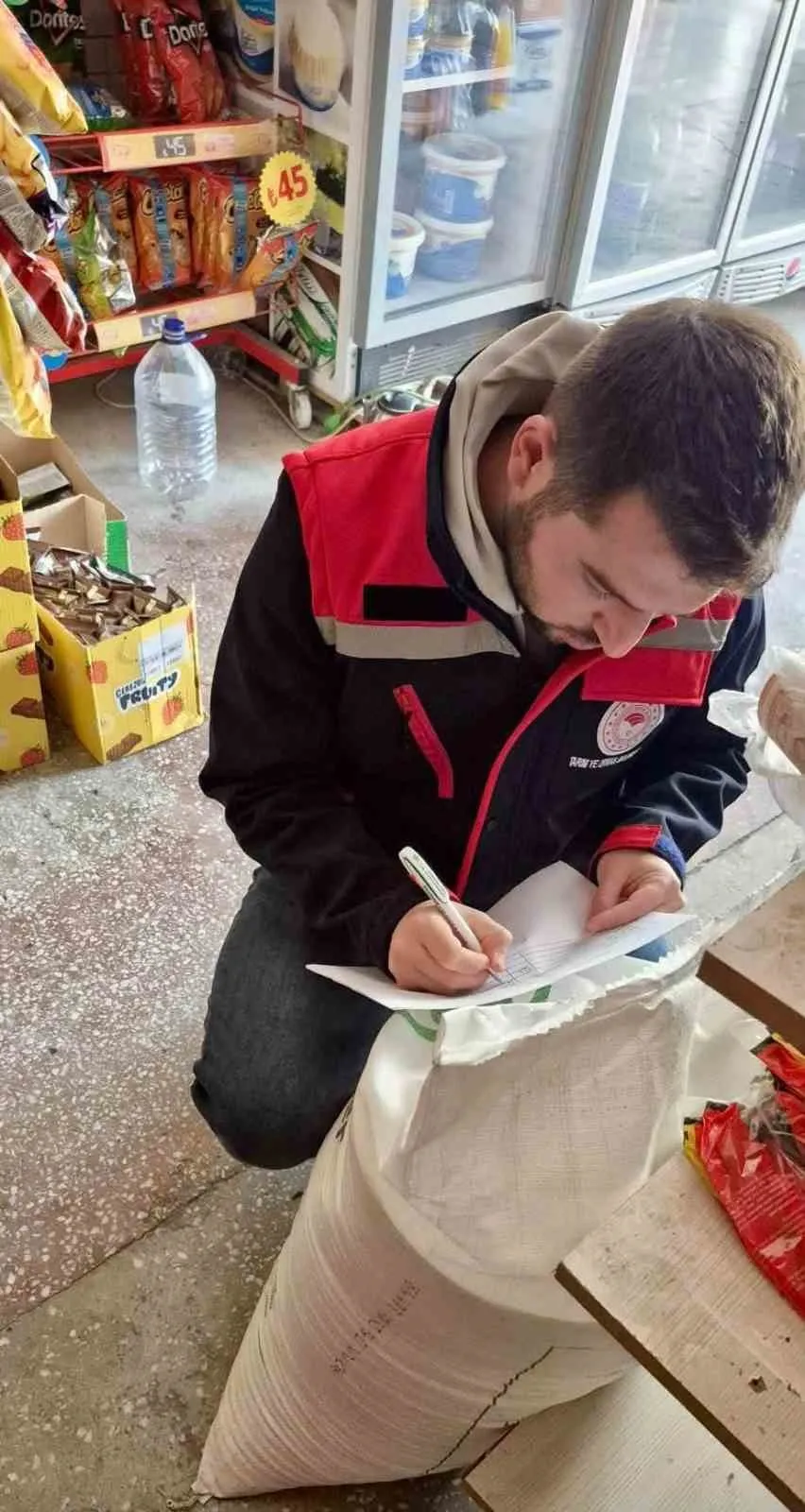 Afyonkarahisar marketlerinde fiyat denetimi: TÜFİS ile anlık takip dönemi