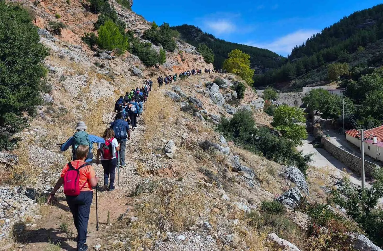 Doğaseverlerden Muğla rotasında çevreci mesaj: Kendi kupanla gel, doğayı koru