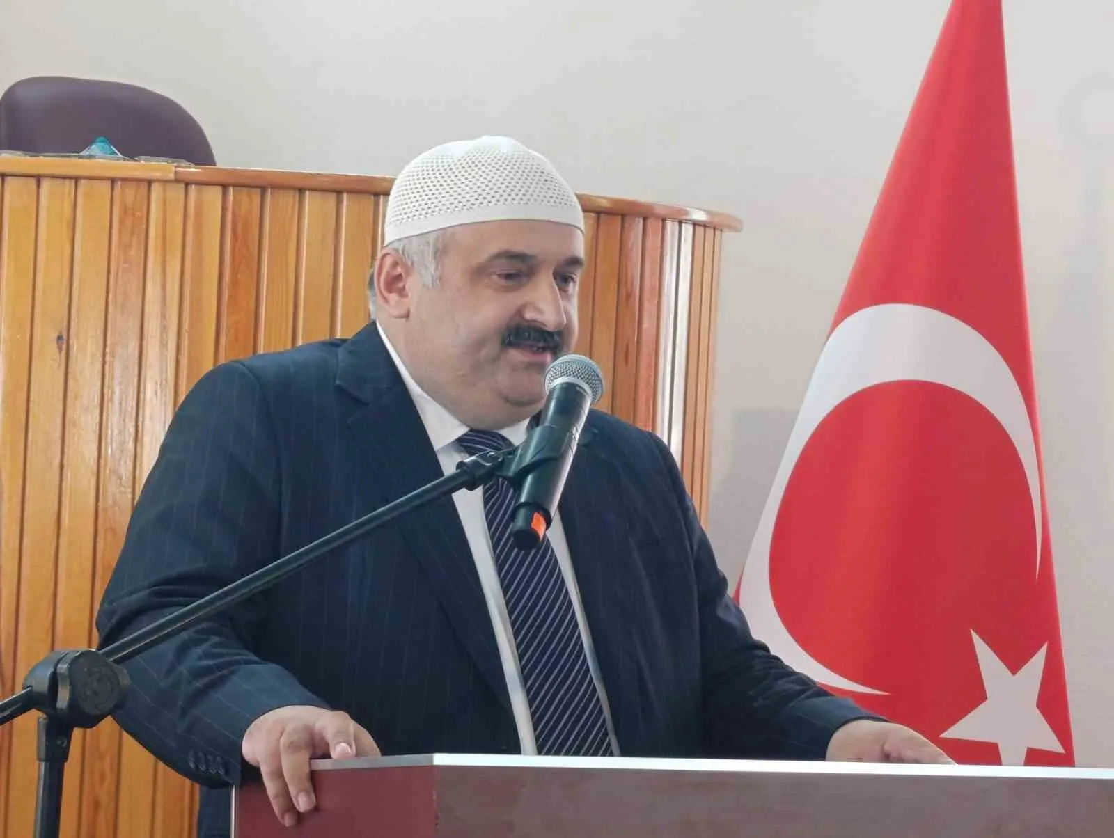 Gördes’te hafızlık geleneğinde yeni dönem: 10 genç icazetle taçlandı