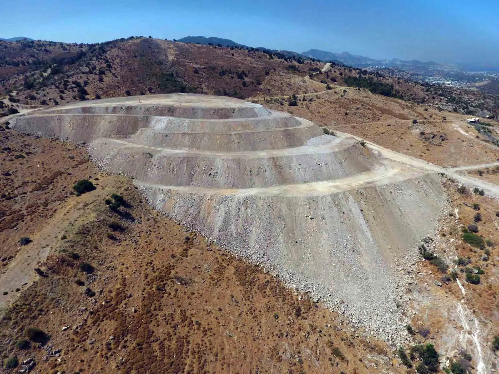 Bodrum’da çevre hamlesi: Peksimet sahası yeşile dönüyor