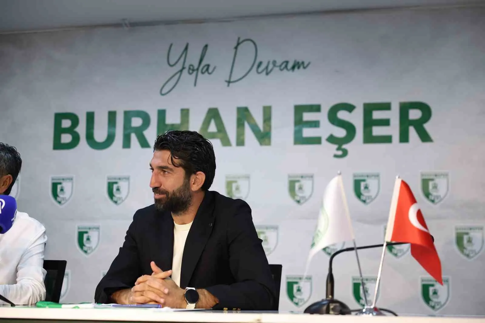 Bodrum FK'da Burhan Eşer dönemi resmen uzatıldı