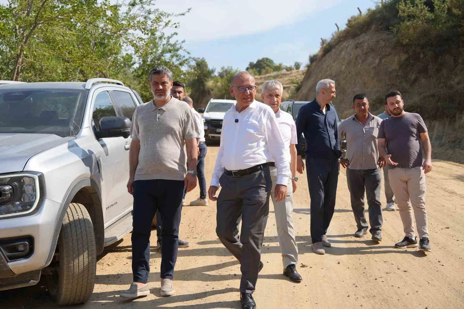 Turgutlu’nun yolları baştan aşağı yenileniyor: Başkan Akın’dan saha denetimi