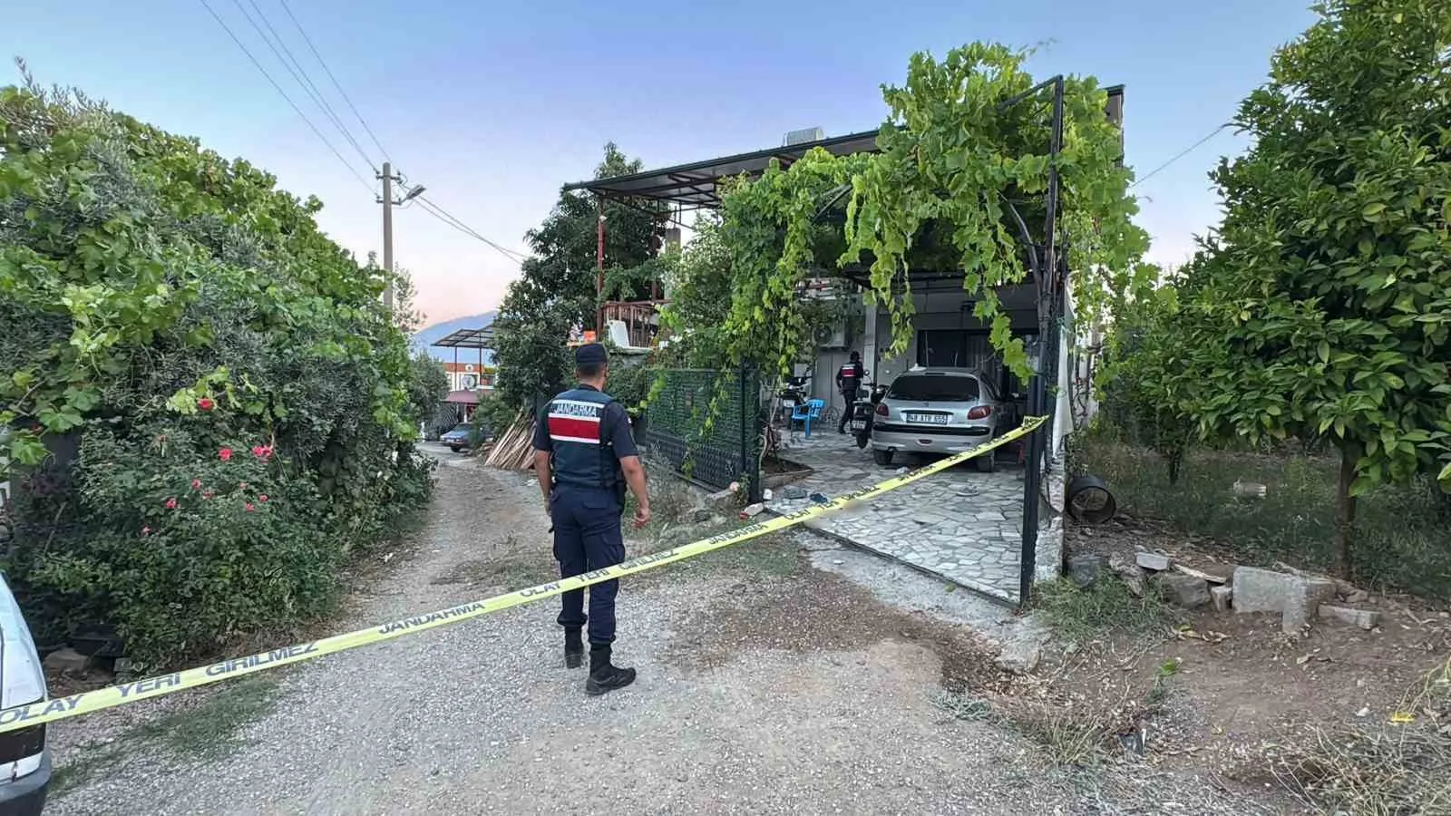 Kapı gıcırtısı yüzünden dehşet saçtı: 6 yıllık tedavi geçmişi ortaya çıktı