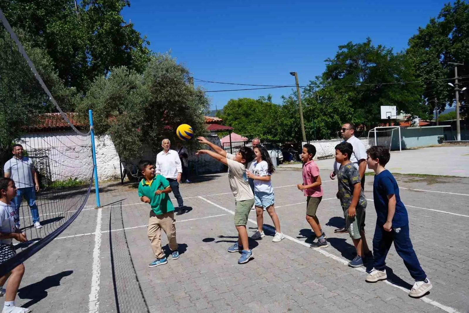 Muğla’da eğitimde final haftası: Okullar şenlik havasına büründü