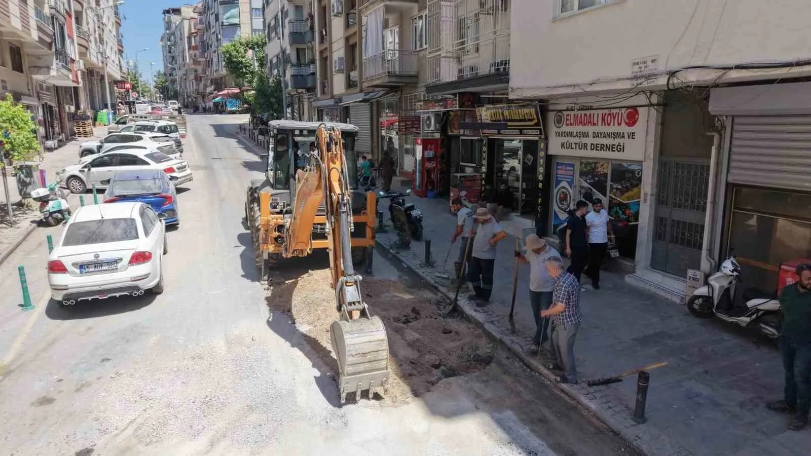 Şehzadeler’de ulaşım konforu için düğmeye basıldı: Sokaklar baştan aşağı yenileniyor