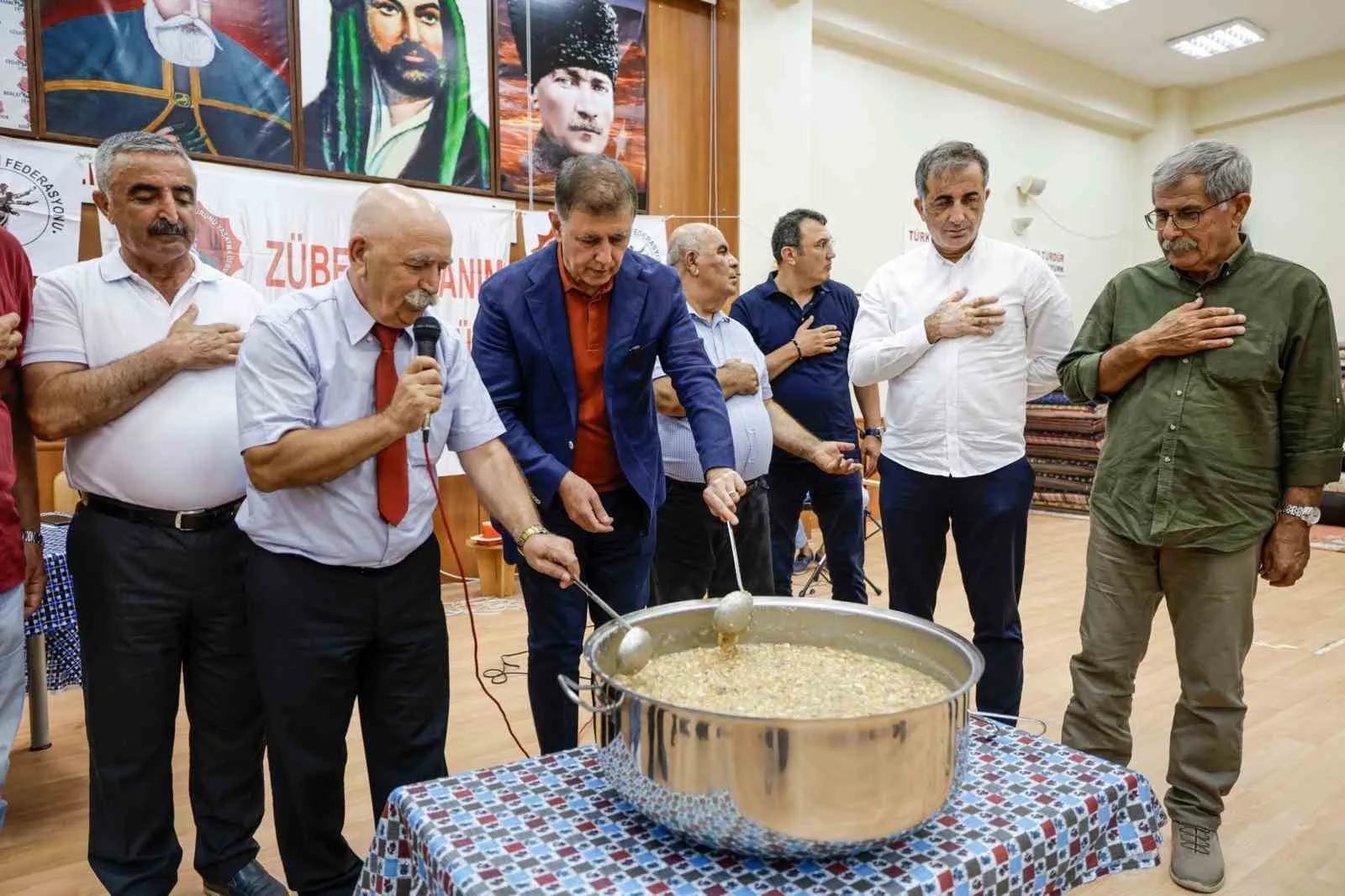 Cemil Tugay’dan Kerbela mesajı: Doğruluk ve tevazu ile birleşmeliyiz