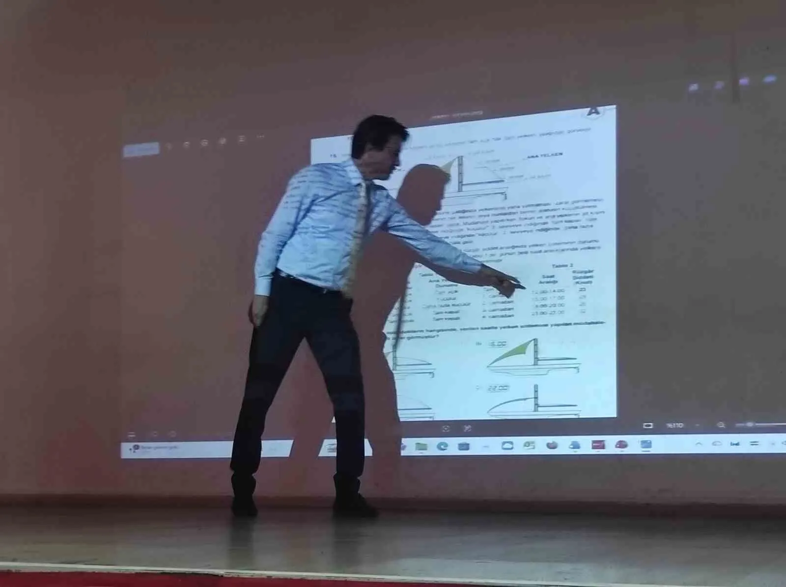 Köyceğiz’de eğitim zirvesi: Yeni dönemin yol haritası masaya yatırıldı