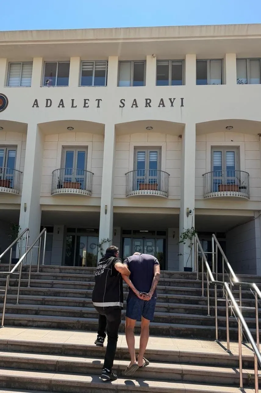 Bodrum'da zehir tacirine geçit yok: Evinden servet çıktı